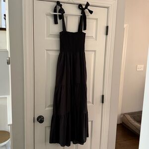 Elegant Black Sleeveless Dress